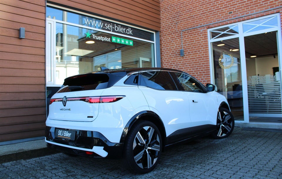 Renault Megane E-Tech 60 Iconic 5d