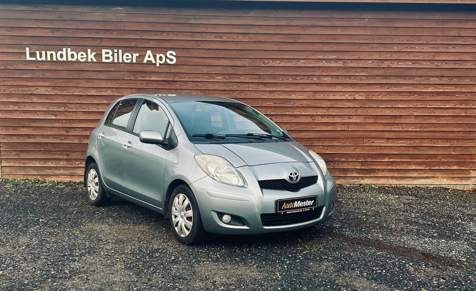 Toyota Yaris 1,4 D-4D T2 5d