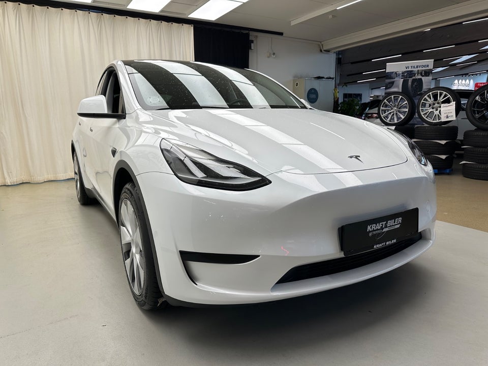 Tesla Model Y RWD 5d
