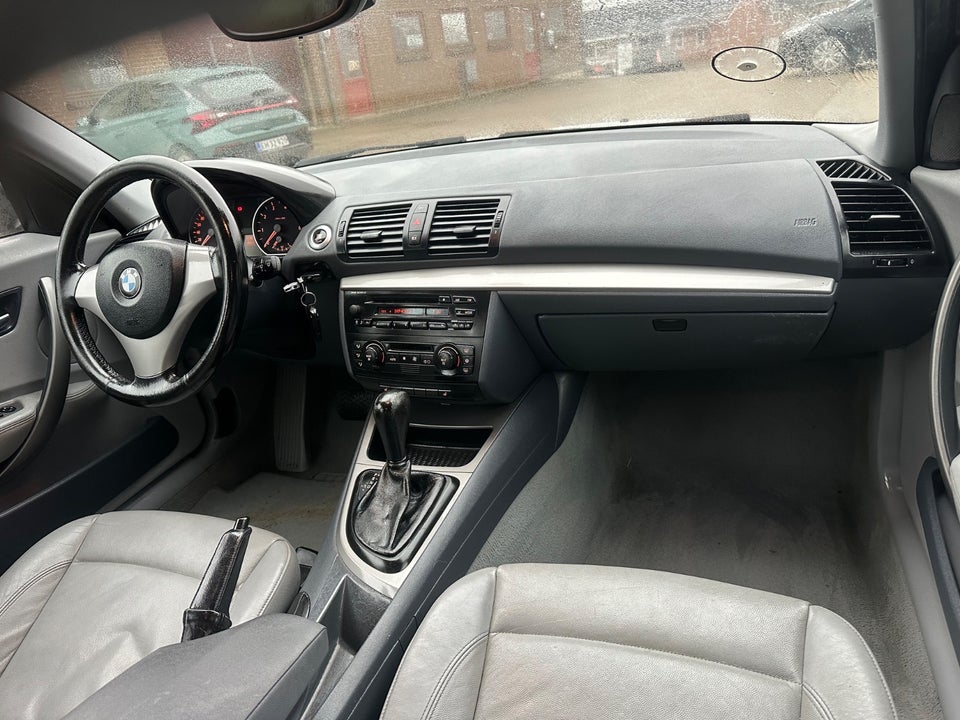 BMW 120i 2,0 Advantage aut. 5d