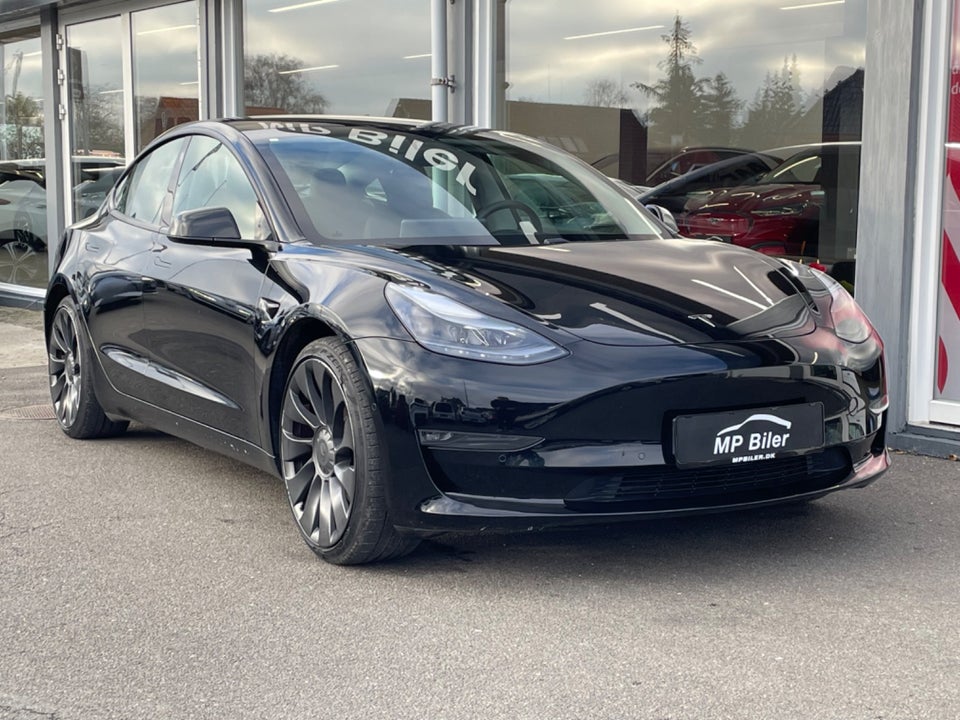 Tesla Model 3 Performance AWD 4d