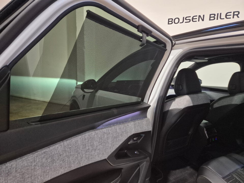 Peugeot e-5008 77 GT Pack 7prs 5d