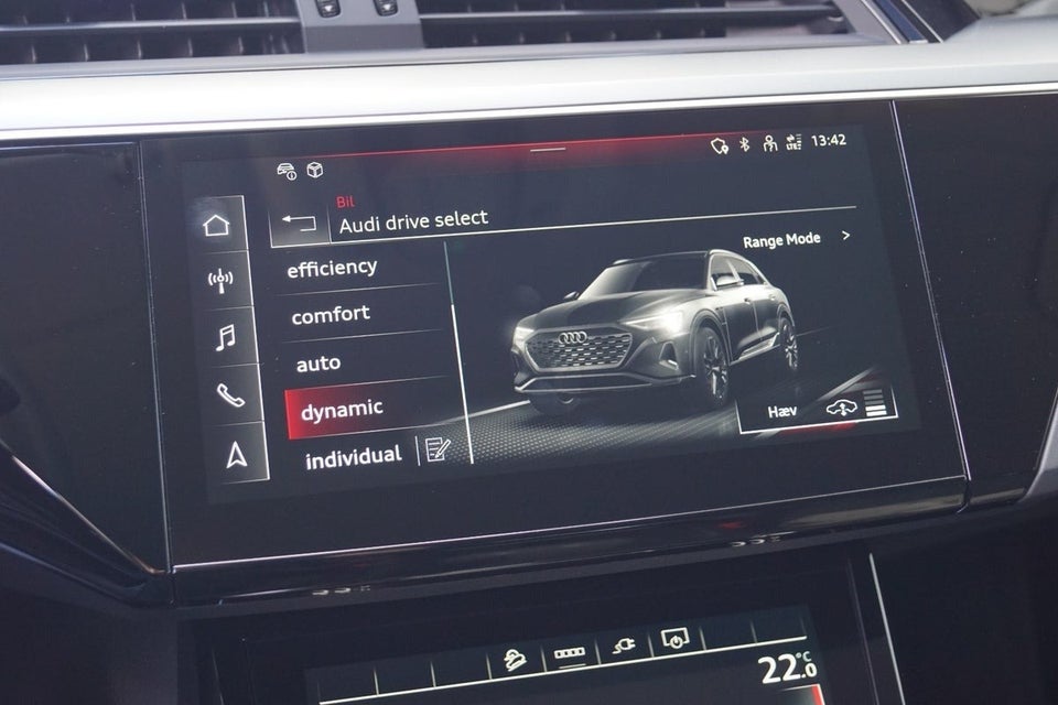 Audi Q8 e-tron 55 Advanced quattro 5d