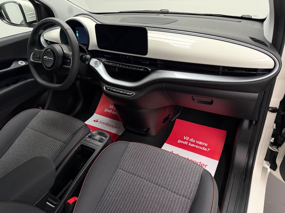 Fiat 500e 24 Icon 3d