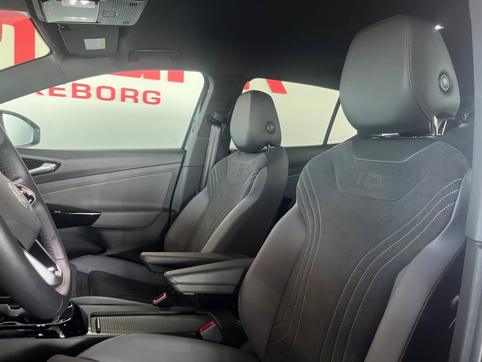 VW ID.4 77 Style 4Motion 5d