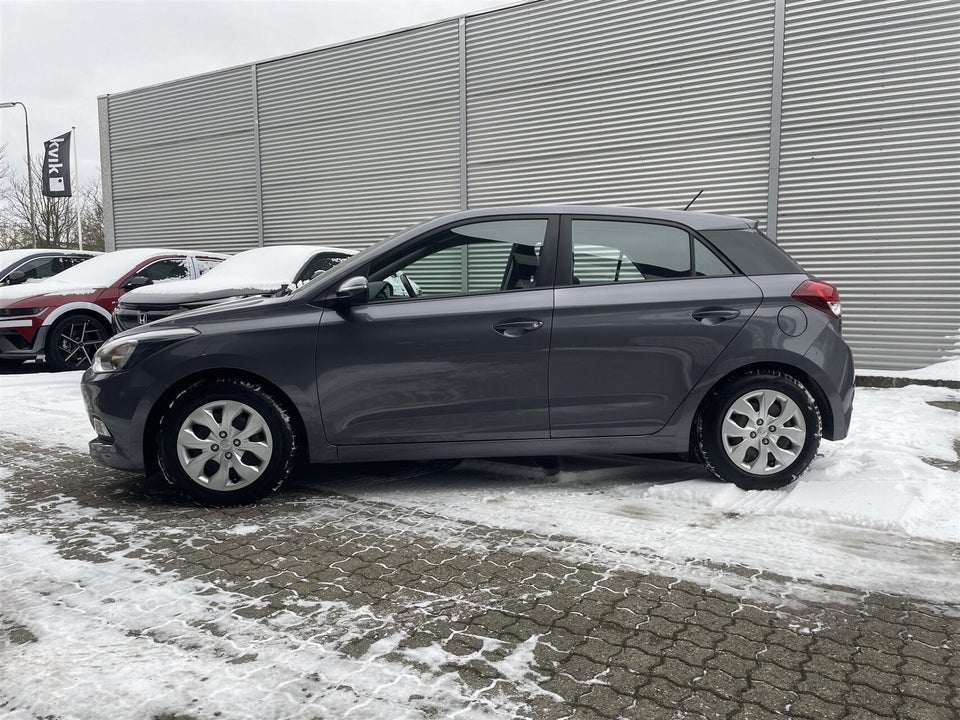 Hyundai i20 1,25 Trend 5d