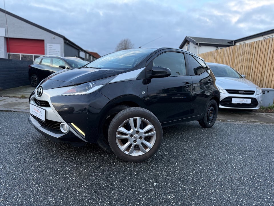 Toyota Aygo 1,0 VVT-i x-cellence 5d