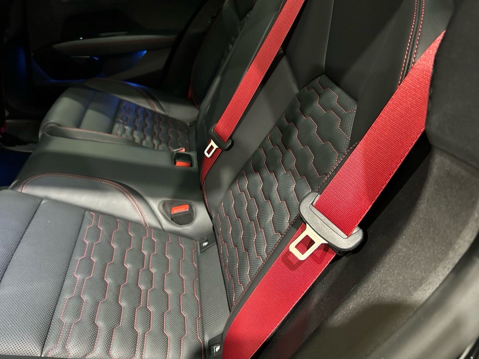 Audi RS e-tron GT quattro 4d