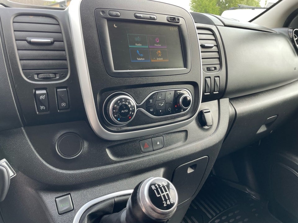 Nissan NV300 2,0 dCi 145 L2H2 Working Star