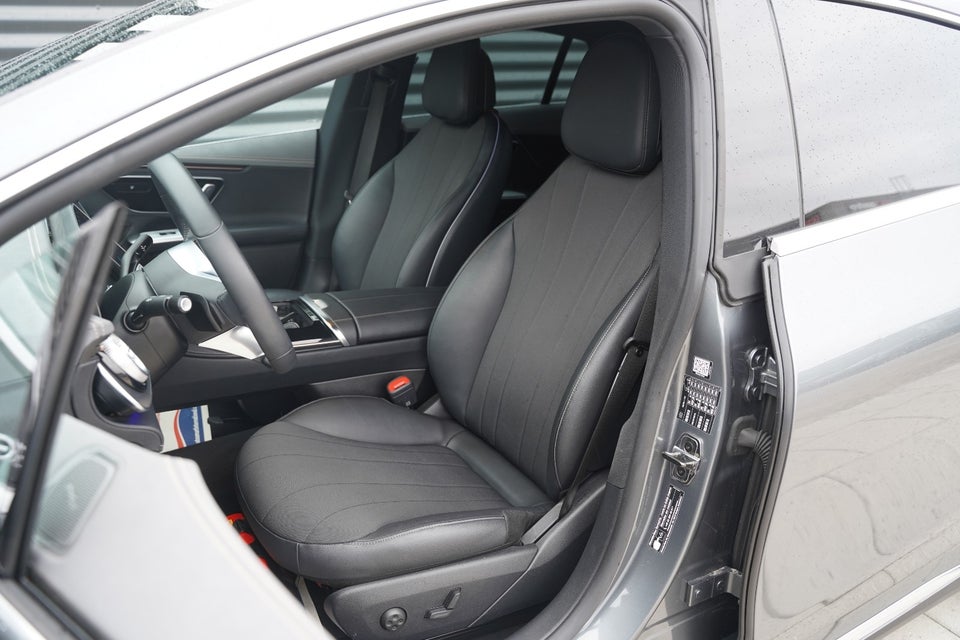 Mercedes EQE350+ Electric Art 4d