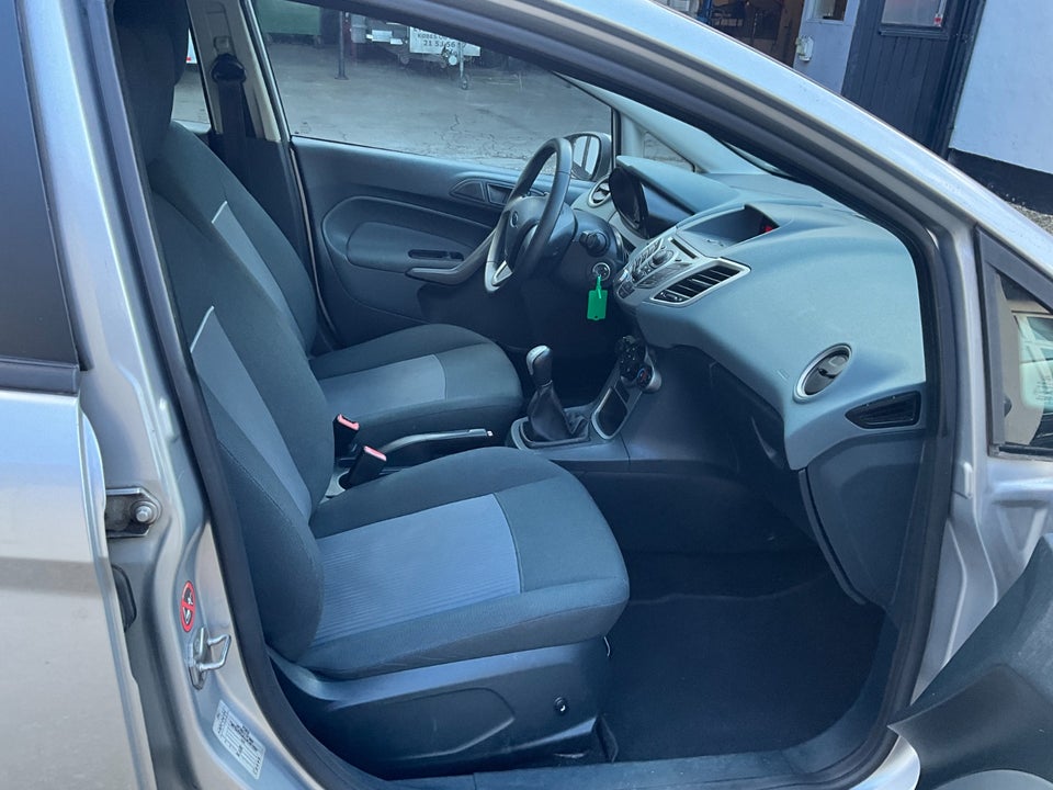 Ford Fiesta 1,6 TDCi 90 ECO 5d