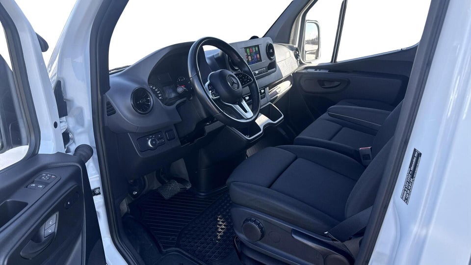 Mercedes Sprinter 215 2,0 CDi A2 Kassevogn aut. FWD