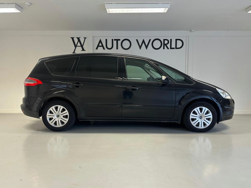 Ford S-MAX 2,0 TDCi 140 Titanium 5d