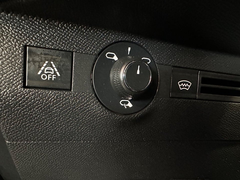 DS DS 7 CrossBack 1,6 PureTech 225 Prestige EAT8 Van 5d