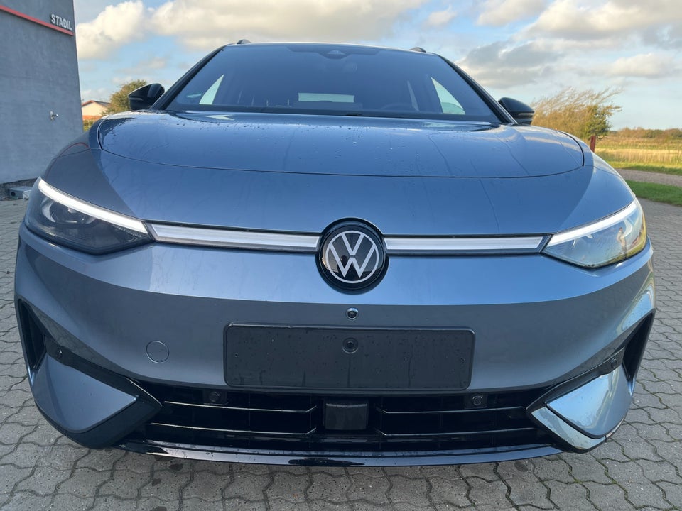 VW ID.7 77 Pro Tourer 5d