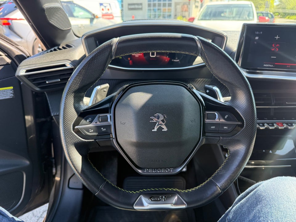 Peugeot 208 1,2 PureTech 100 GT Line EAT8 5d