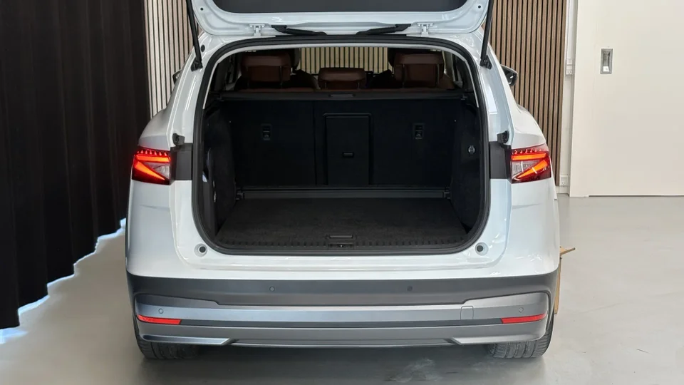 Skoda Enyaq 80 iV Suite 5d