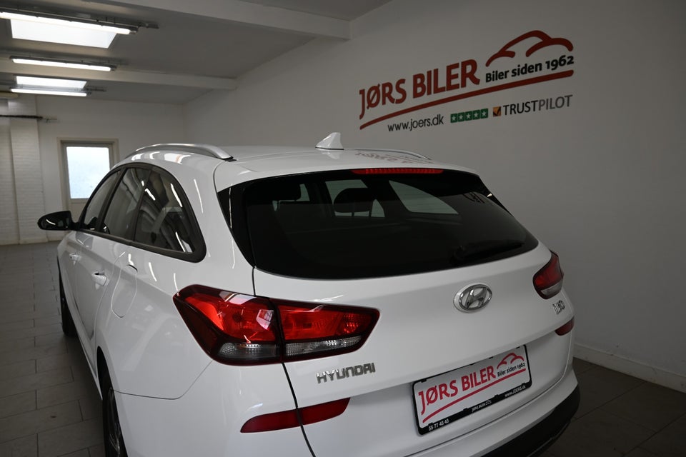 Hyundai i30 1,0 T-GDi Essential stc. 5d