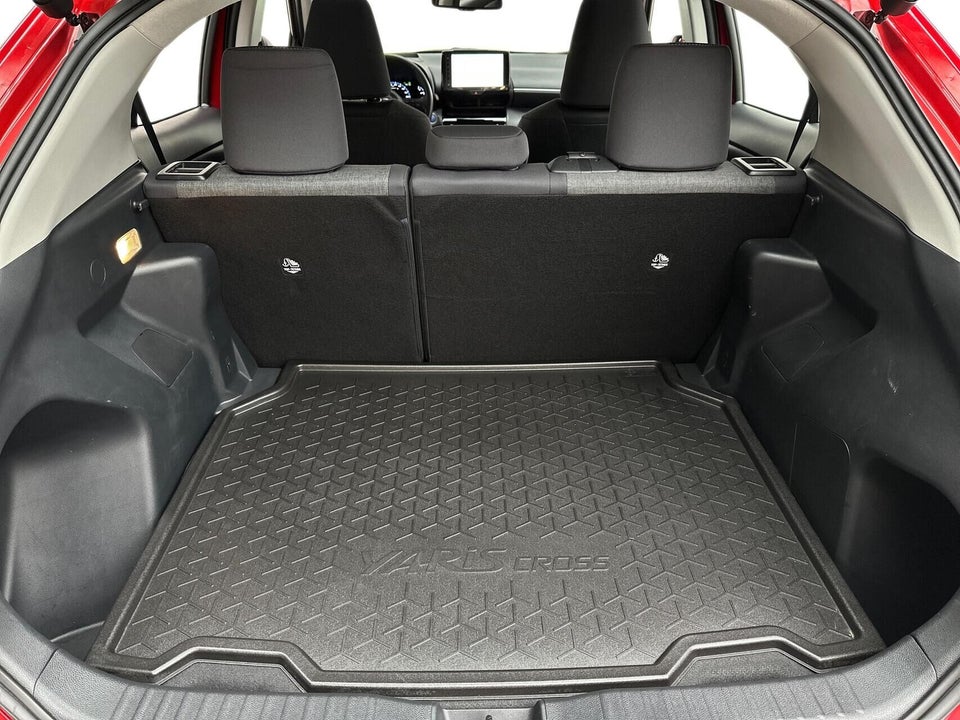 Toyota Yaris Cross 1,5 Hybrid Active Tech e-CVT 5d