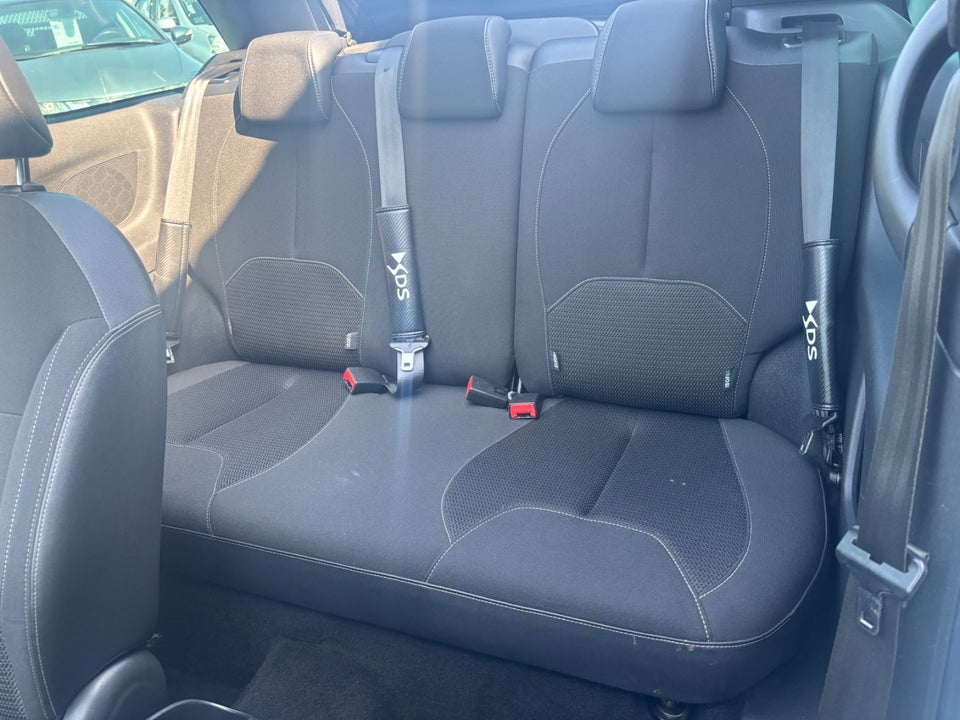 Citroën DS3 1,2 PureTech 82 Style Cabrio 2d