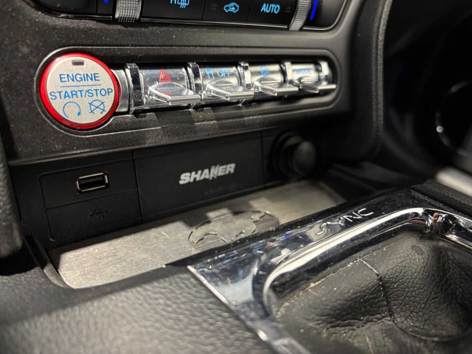 Ford Mustang 2,3 EcoBoost Fastback 2d