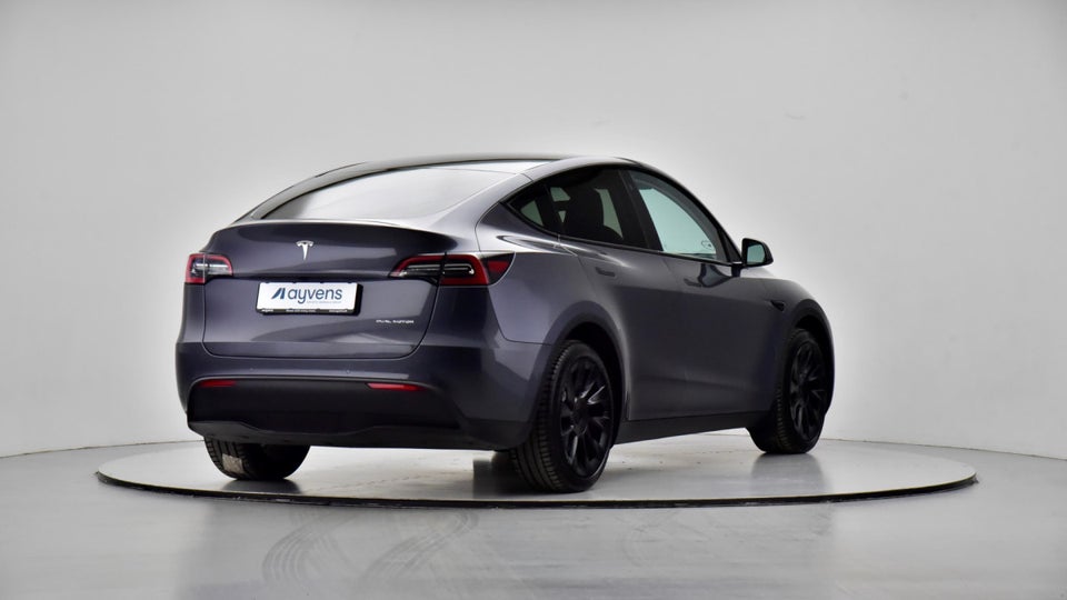Tesla Model Y Long Range AWD 5d
