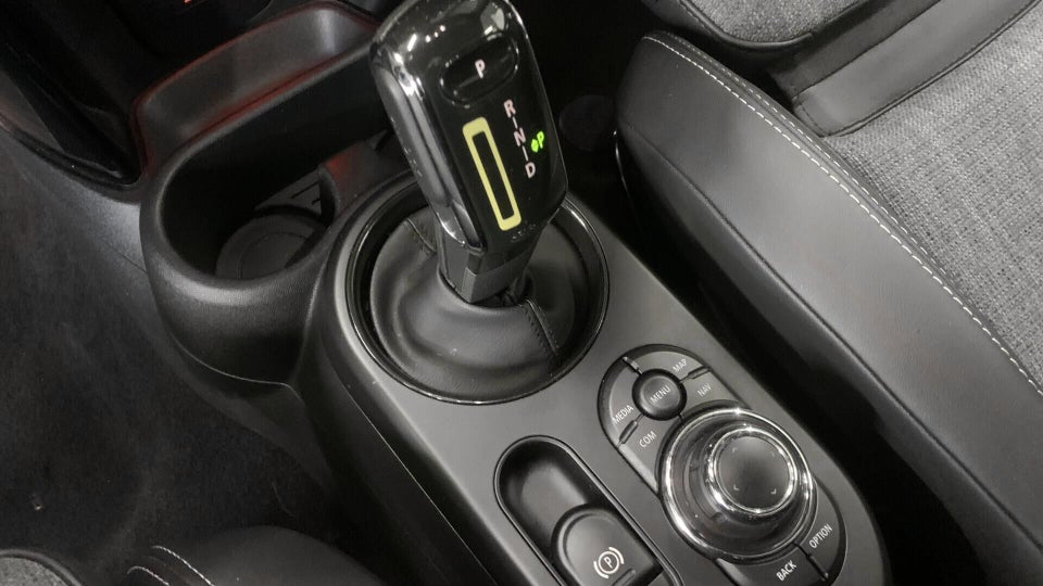 MINI Cooper SE Classic Trim 3d