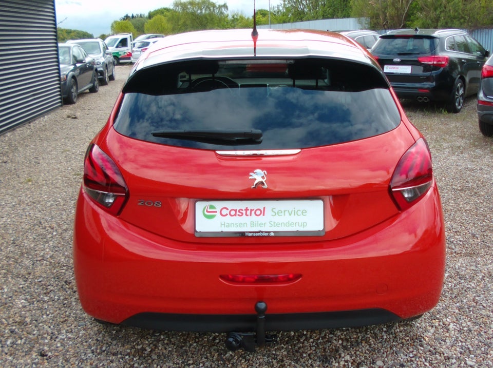 Peugeot 208 1,2 VTi 82 Strike 5d