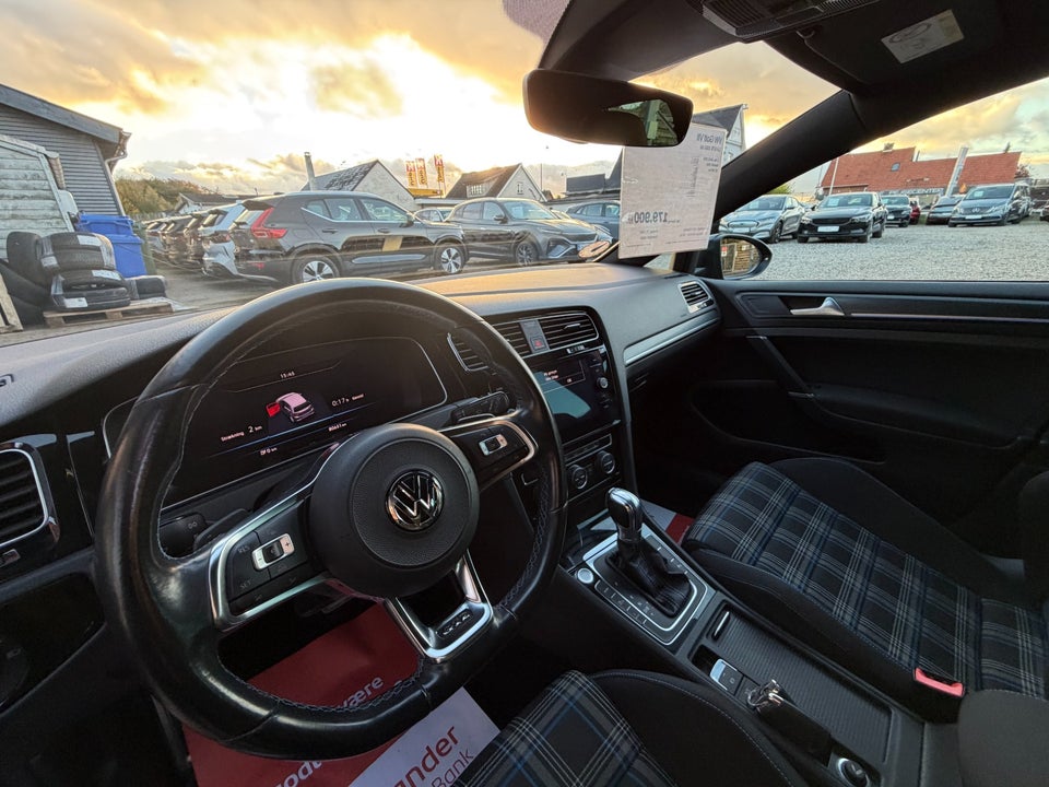 VW Golf VII 1,4 GTE DSG 5d