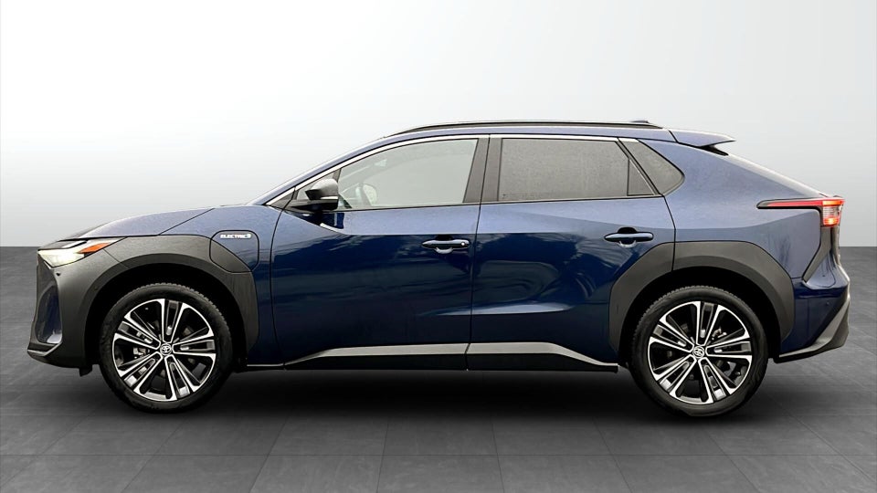 Toyota bZ4X Executive 5d