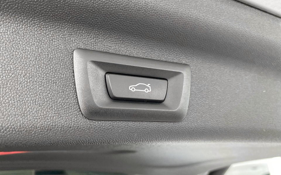 MINI Countryman E Essential Trim XS 5d