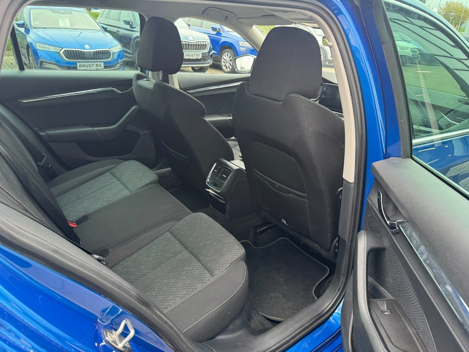 Skoda Octavia 1,4 TSi iV Plus Combi DSG 5d