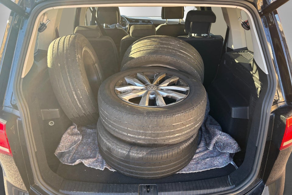 VW Touran 1,4 TSi 150 Highline DSG 7prs 5d