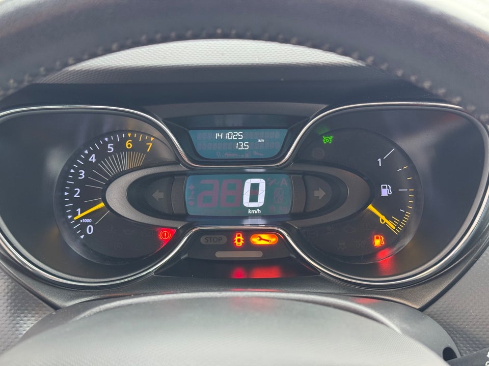 Renault Captur 0,9 TCe 90 Expression 5d