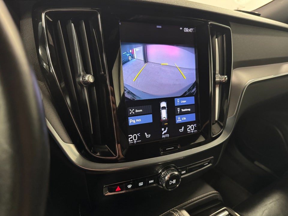 Volvo V60 2,0 T6 ReCharge R-Design aut. AWD 5d