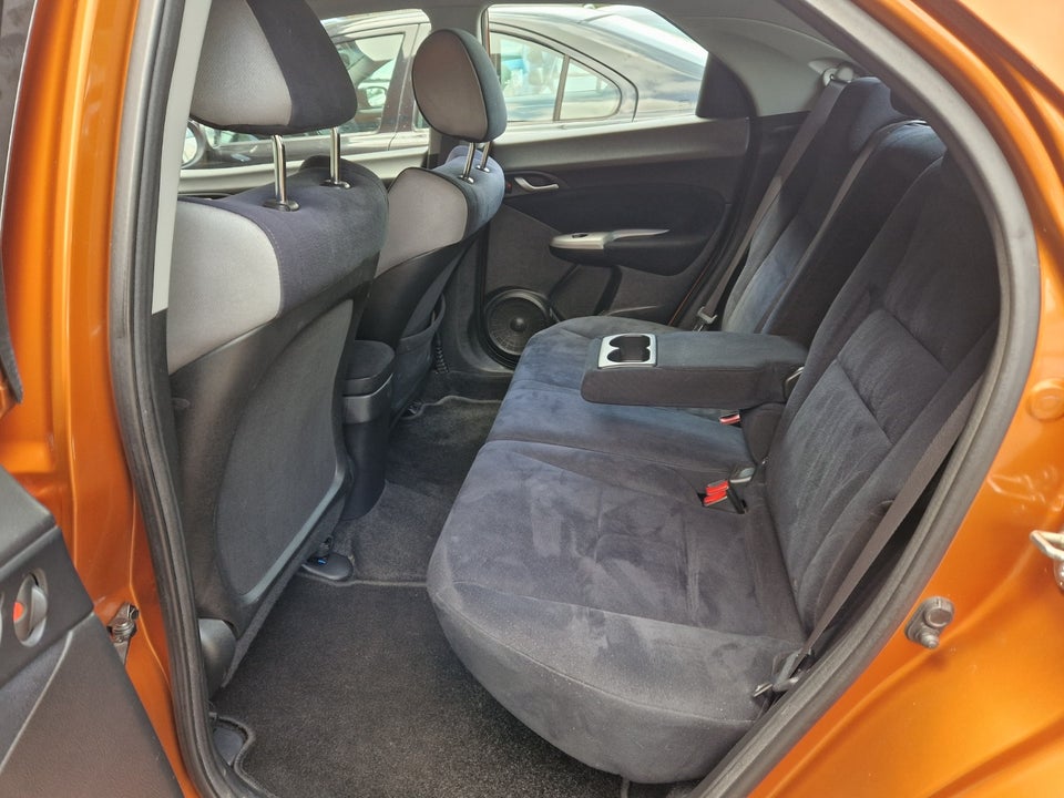 Honda Civic 1,8 Sport 5d