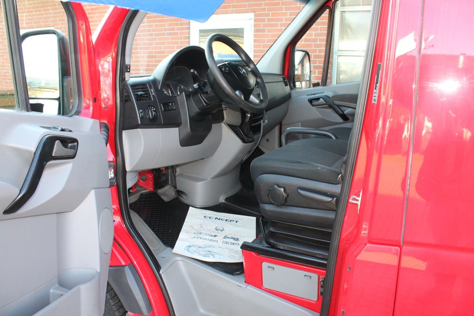 Mercedes Sprinter 316 2,2 CDi R2 Kassevogn aut. 5d