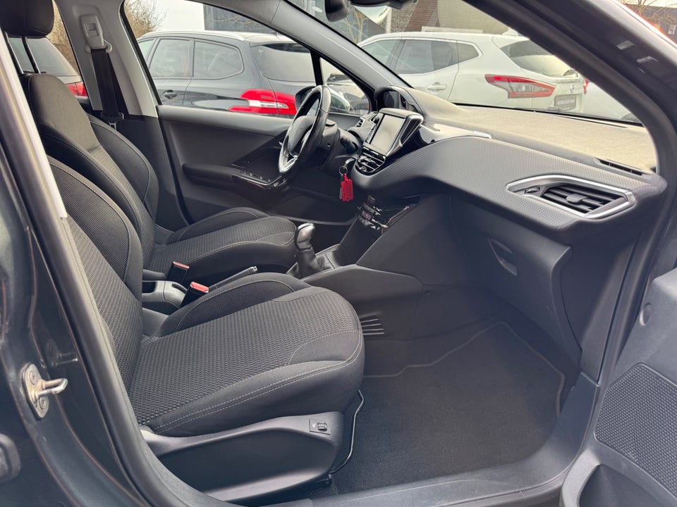 Peugeot 208 1,6 BlueHDi 100 Allure 5d