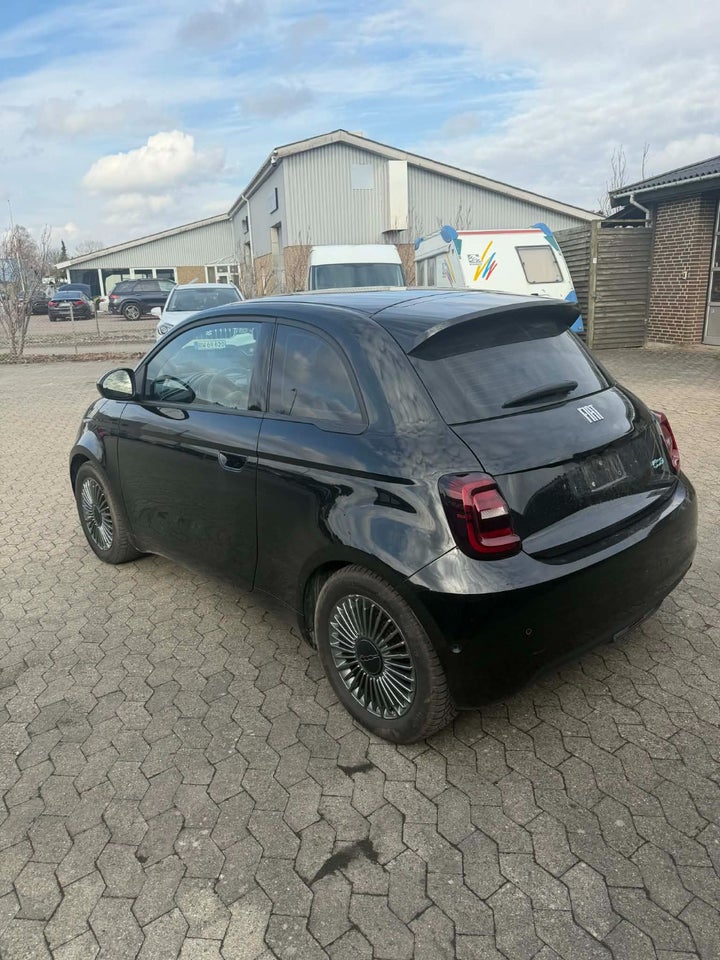 Fiat 500e 42  3d