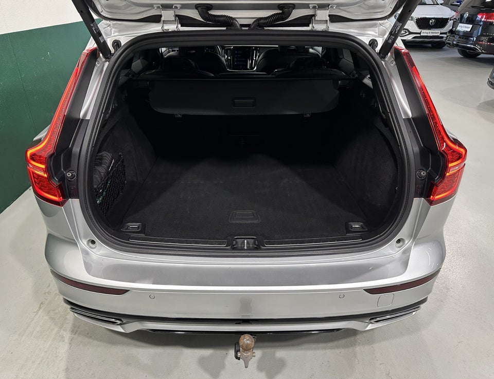 Volvo V60 2,0 B4 197 R-Design aut. 5d