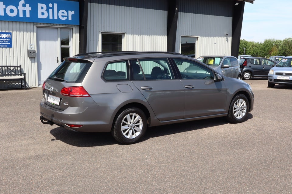 VW Golf VII 1,4 TSi 122 Comfortline Variant BMT 5d
