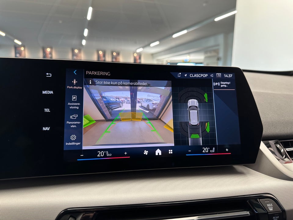 BMW iX1 eDrive20 5d