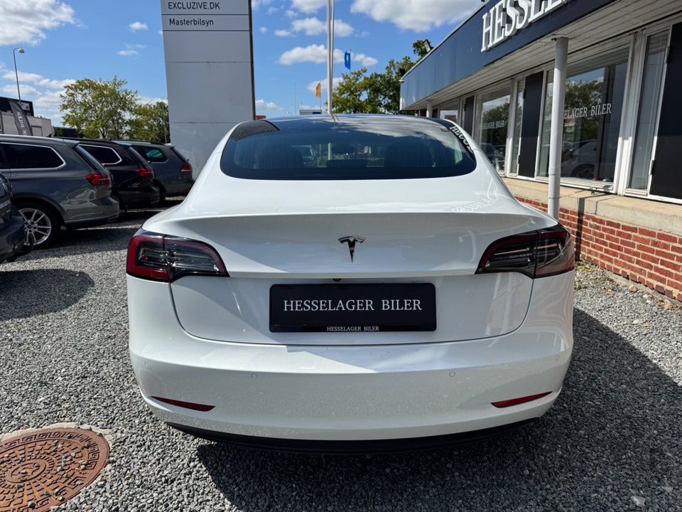 Tesla Model 3 Standard Range+ RWD 4d