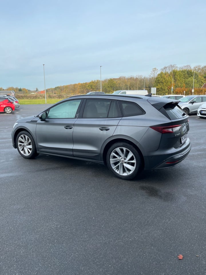 Skoda Enyaq 60 iV Loft 5d