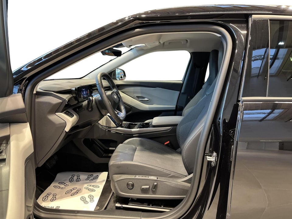 Ford Explorer 82 Select Extended Range 5d