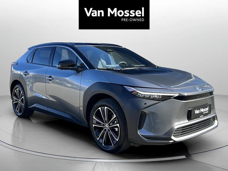 Toyota bZ4X Executive AWD 5d