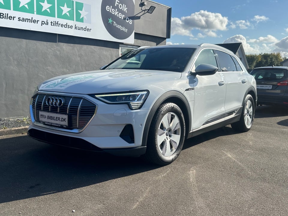 Audi e-tron 55 quattro 5d