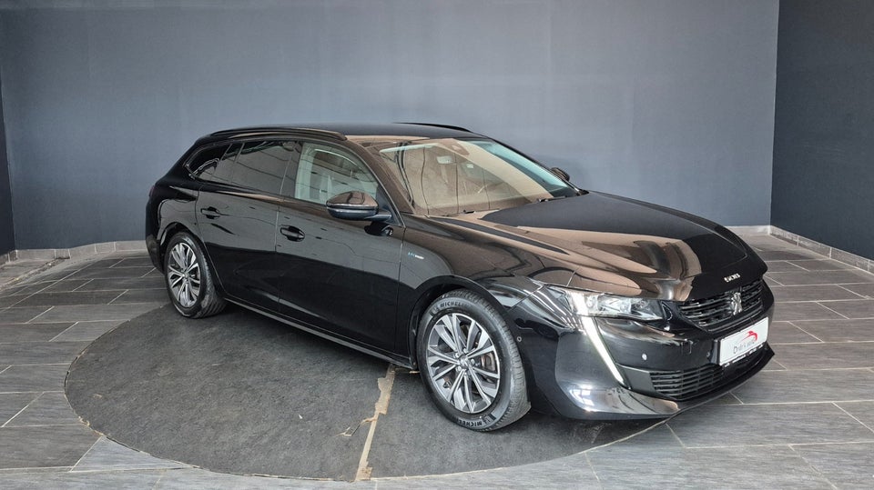 Peugeot 508 1,6 Hybrid Allure Pack SW EAT8 5d