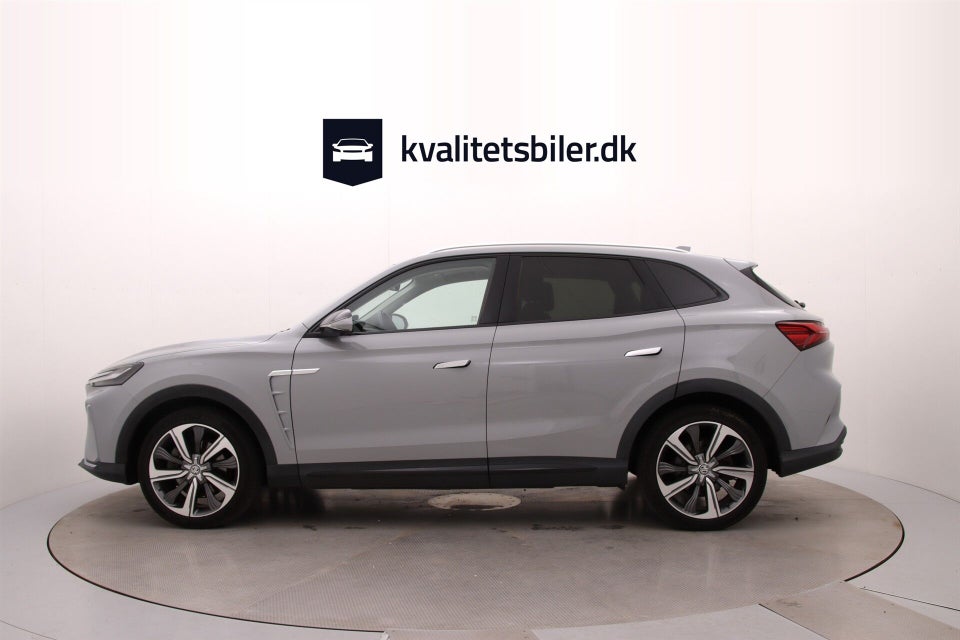 MG Marvel R Luxury 5d