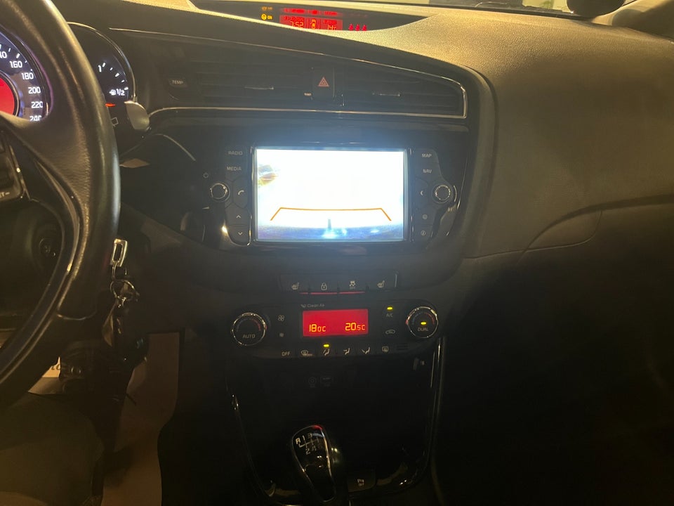 Kia Ceed 1,4 CVVT Attraction SW 5d